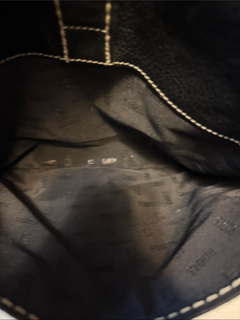 Roots Black Leather Crossbody Bag with Contrast Stitching - Picture 7 of 13